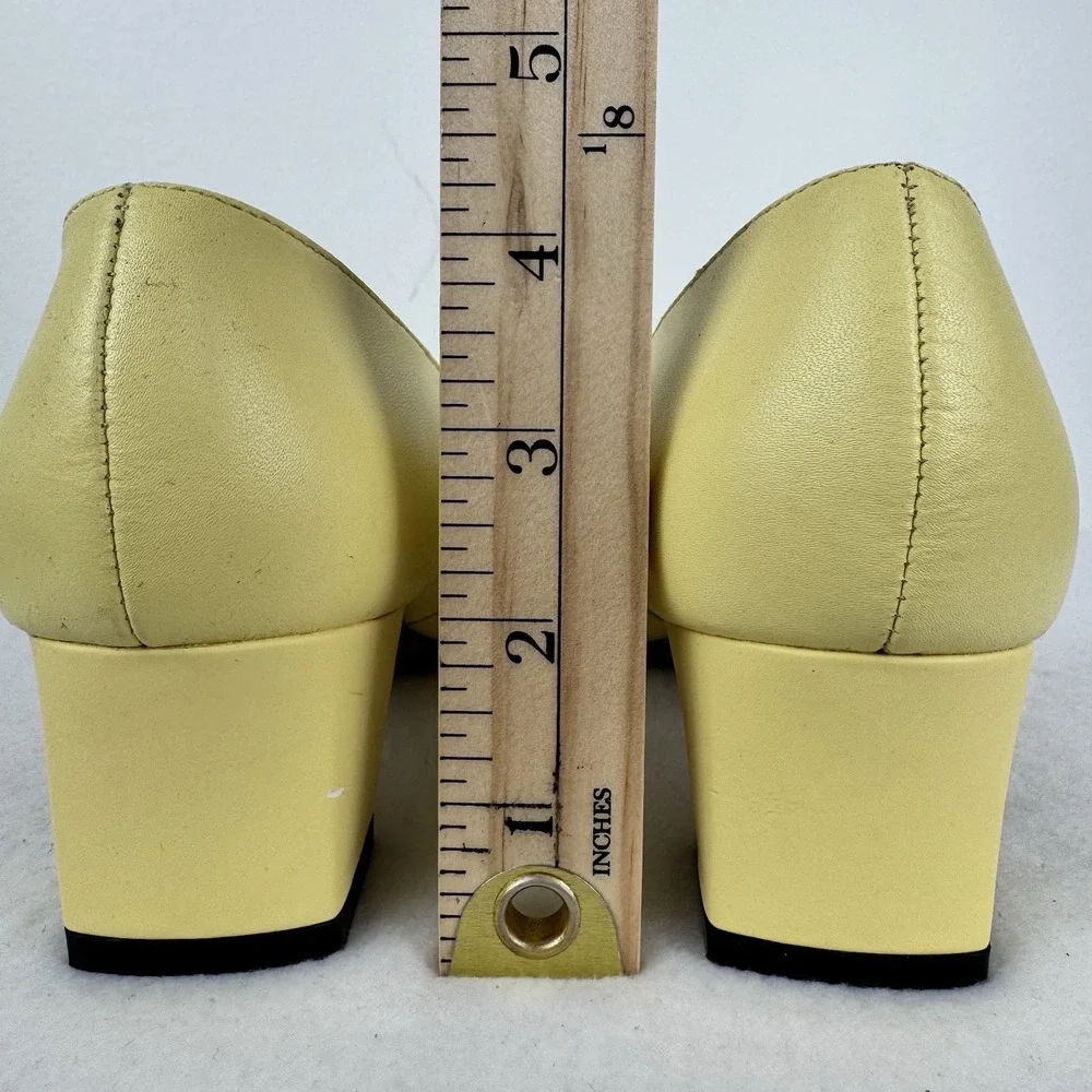 Retro Square Toe‎ Leather Heels 7.5W Pastel Yellow Block Heel 60's Mod Office